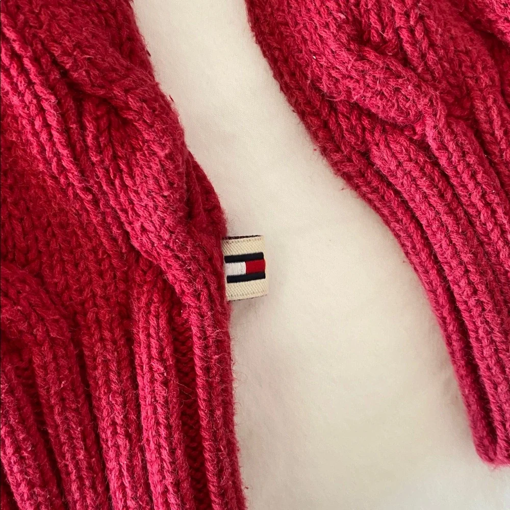 Tommy Hilfiger Cable Knit Red Turtleneck Sweater - Picture 4 of 5